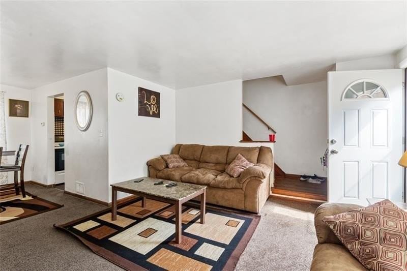 1769 Mcnary Blvd - Photo 2 of 15