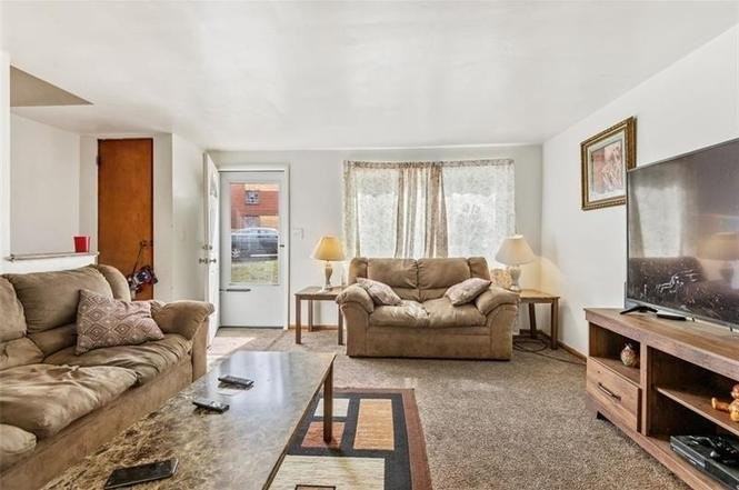 1769 Mcnary Blvd - Photo 4 of 15