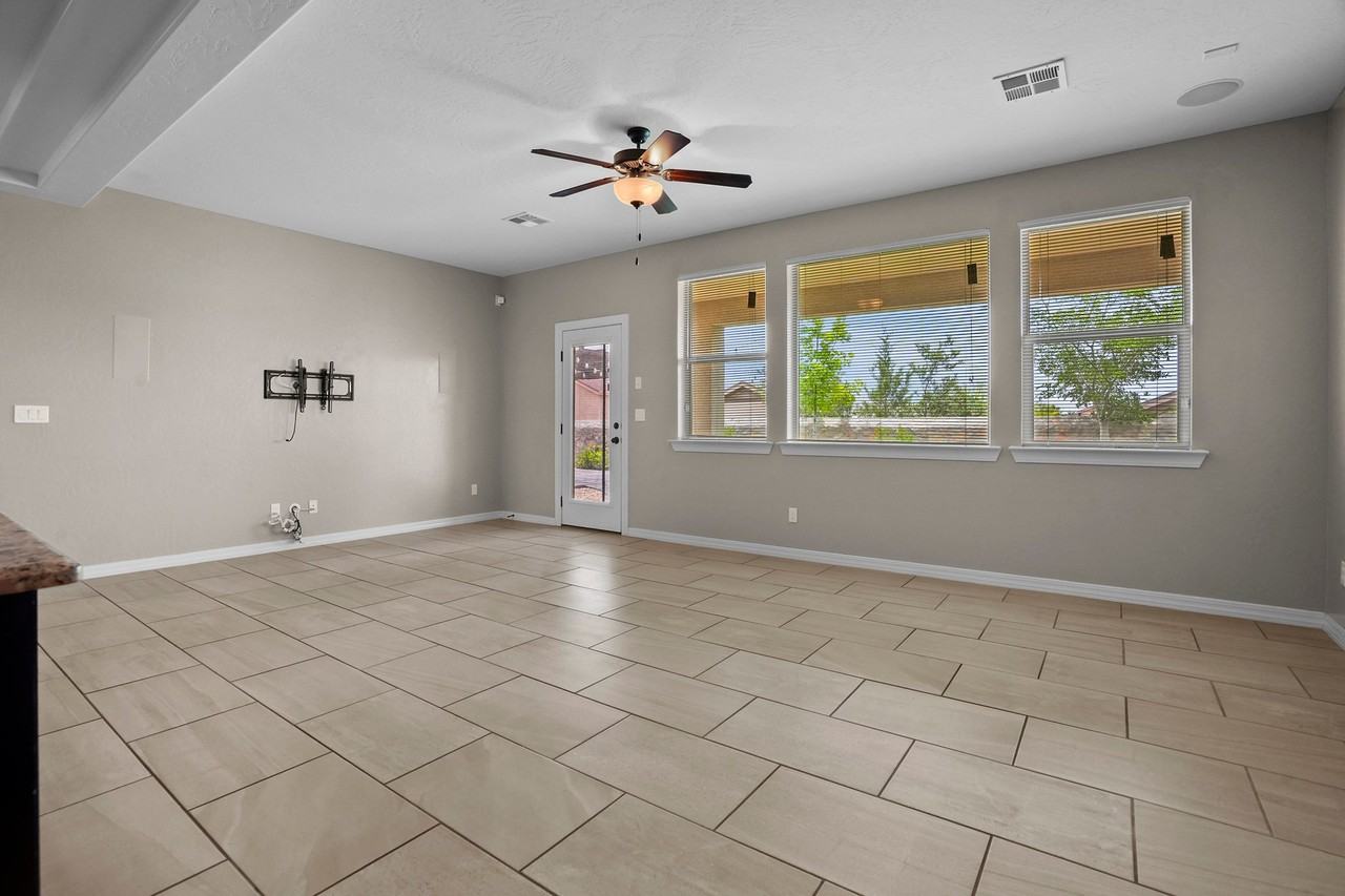12540 Arrow Weed Dr - Photo 7 of 20