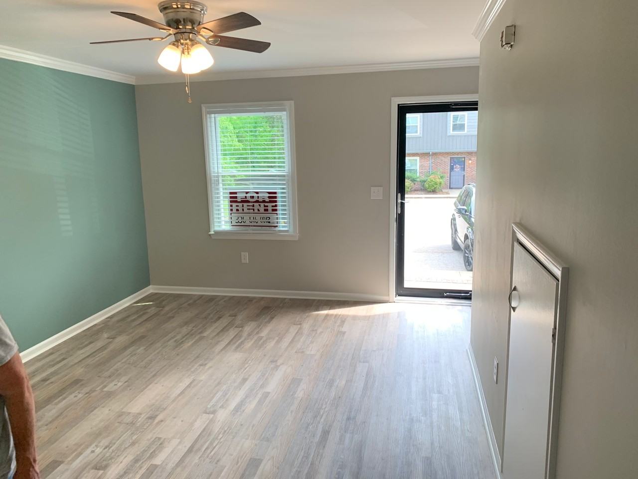 1005 Manning St #1 - Photo 7 of 16