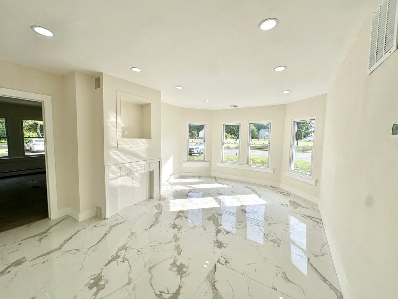155 Leesville Rd - Photo 4 of 23
