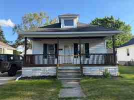 featured image of 1453 Acacia St