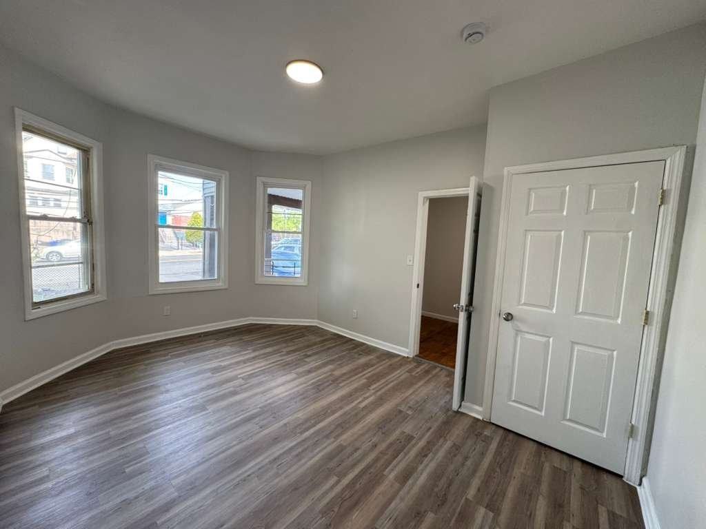 142 Johnson Ave #1 - Photo 3 of 16