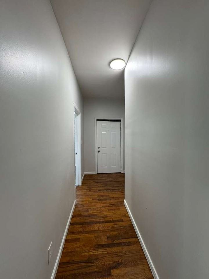 142 Johnson Ave #1 - Photo 4 of 16