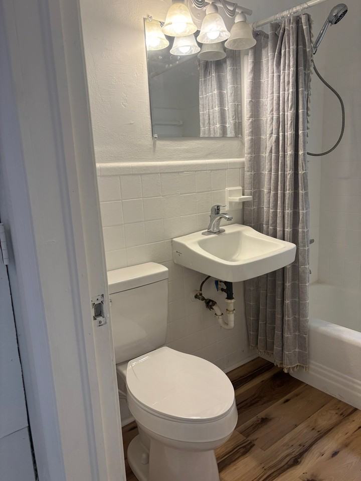 653 5th Pl Sw - Photo 6 of 13