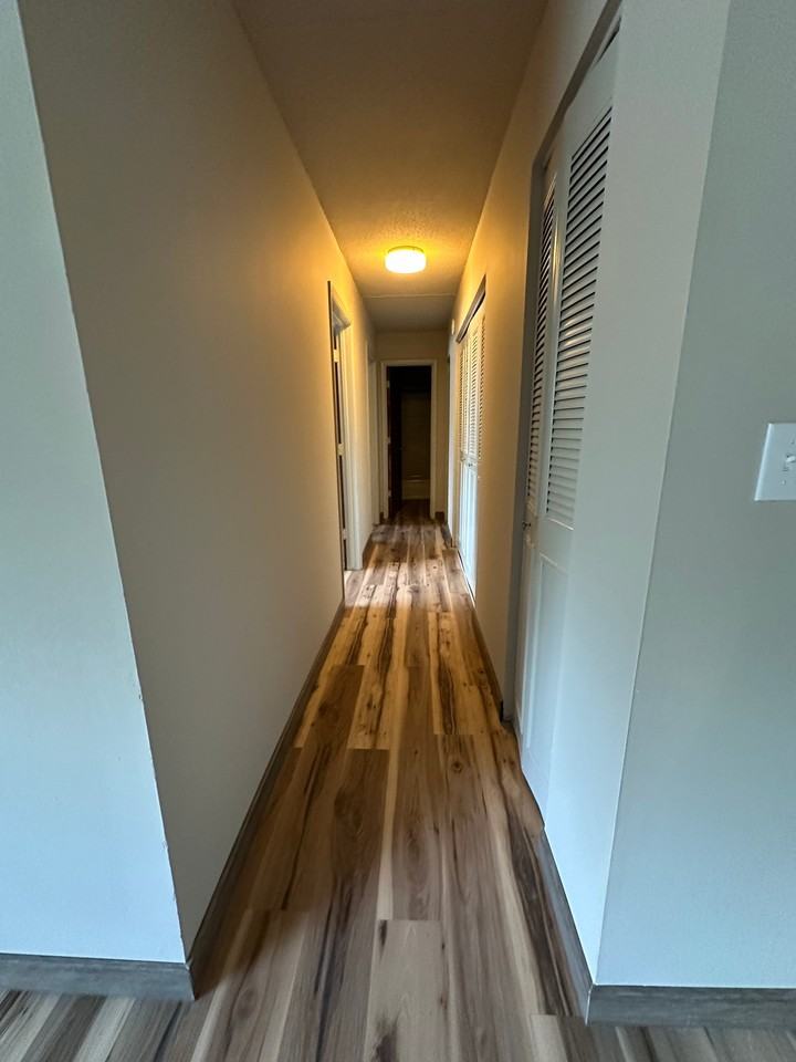 2030 9th St #11 - Photo 3 of 11