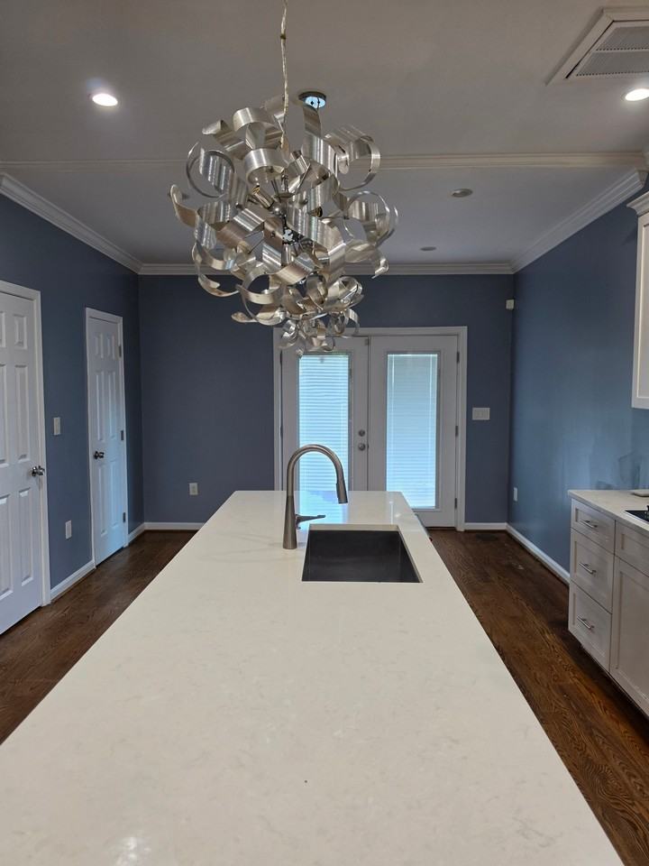 802 Farragut St Nw - Photo 4 of 20