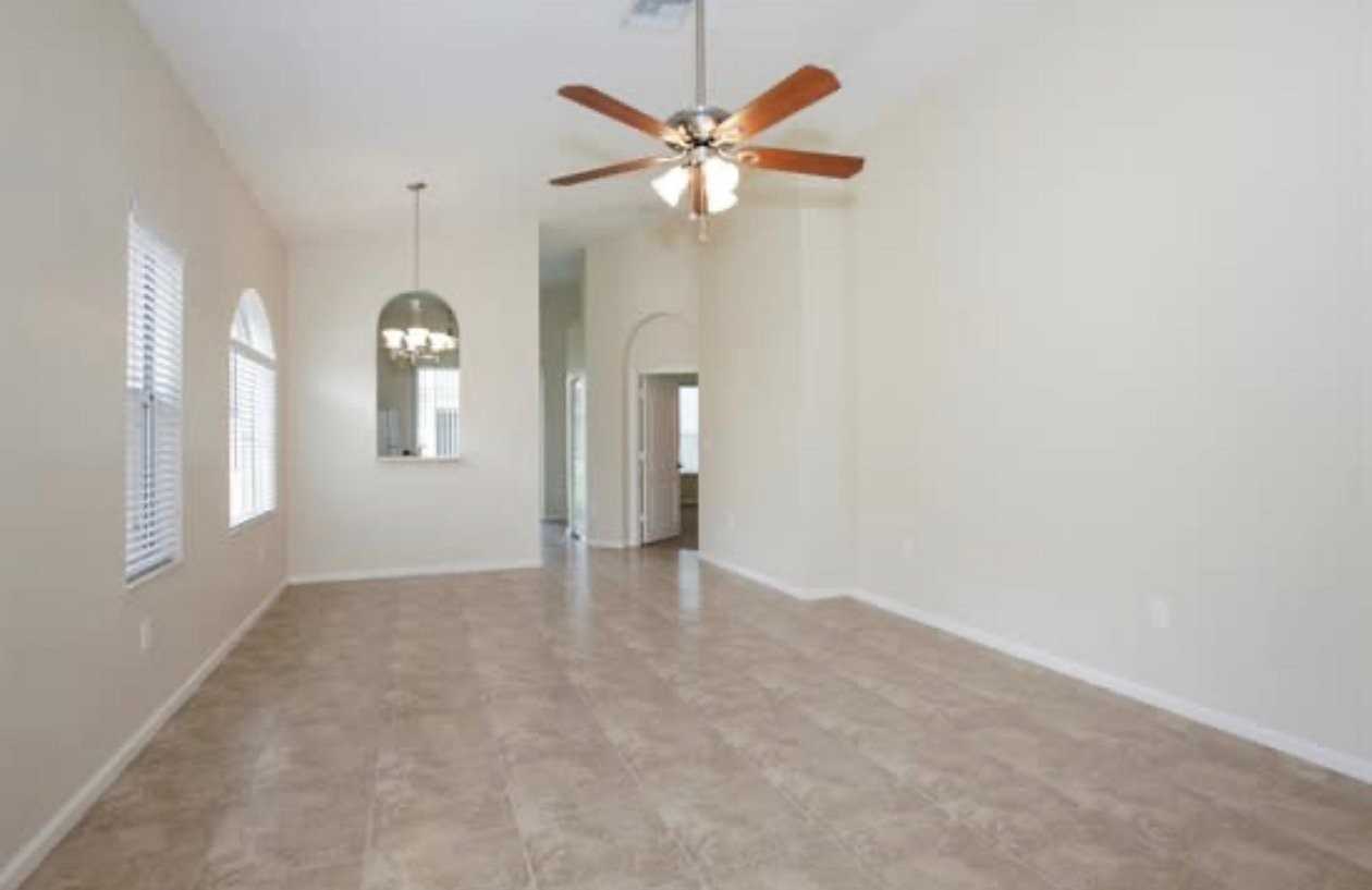 2110 Ne 37th Rd - Photo 2 of 8