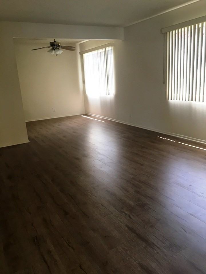180 N Vermont Ave #2D - Photo 2 of 9