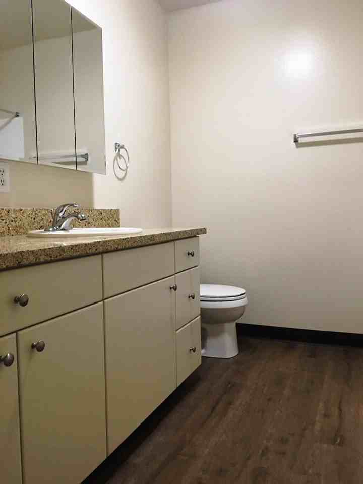 180 N Vermont Ave #2D - Photo 4 of 9