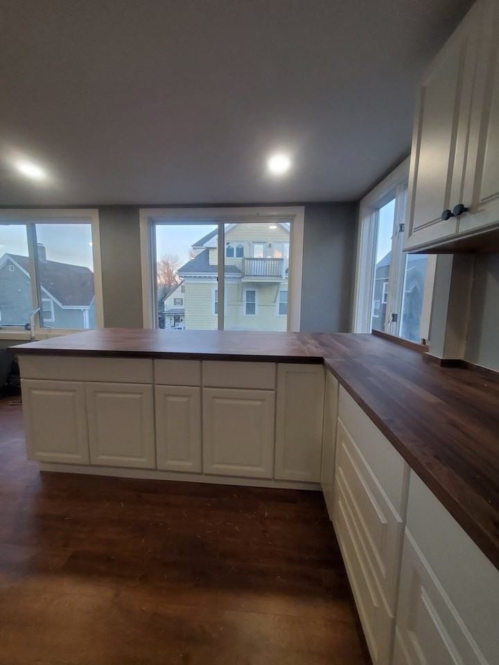 27 Phillips Ave #2 - Photo 5 of 18