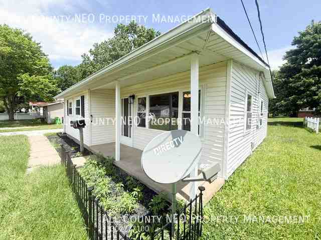 2470 Center Ave - Photo 2 of 34