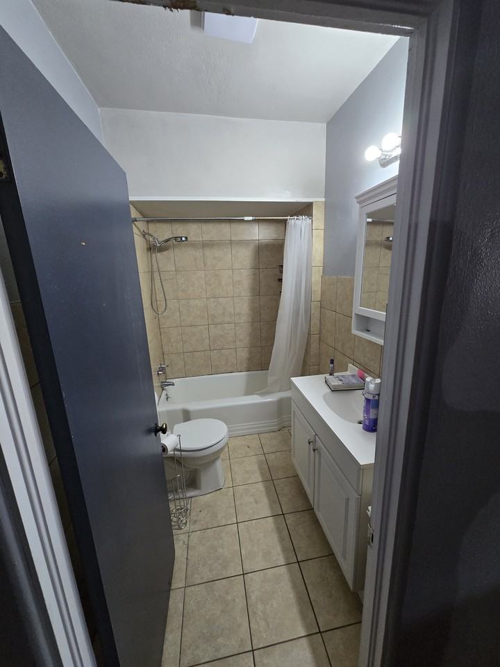 1200 S Main St #1 - Photo 4 of 8