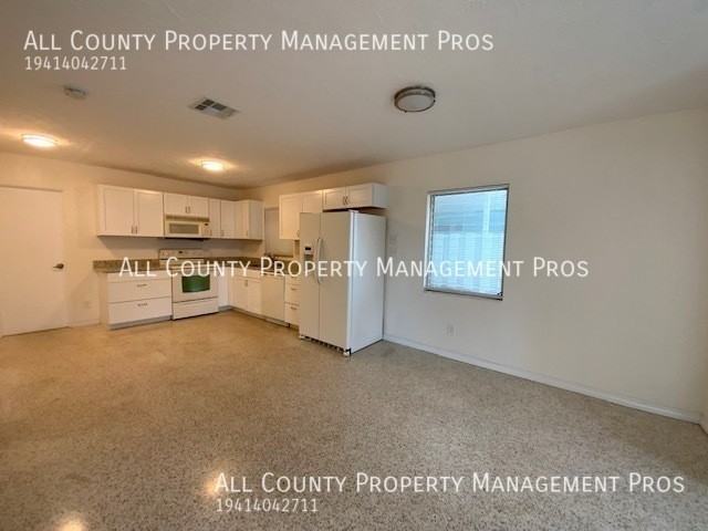 2815 Homasassa Rd - Photo 4 of 13