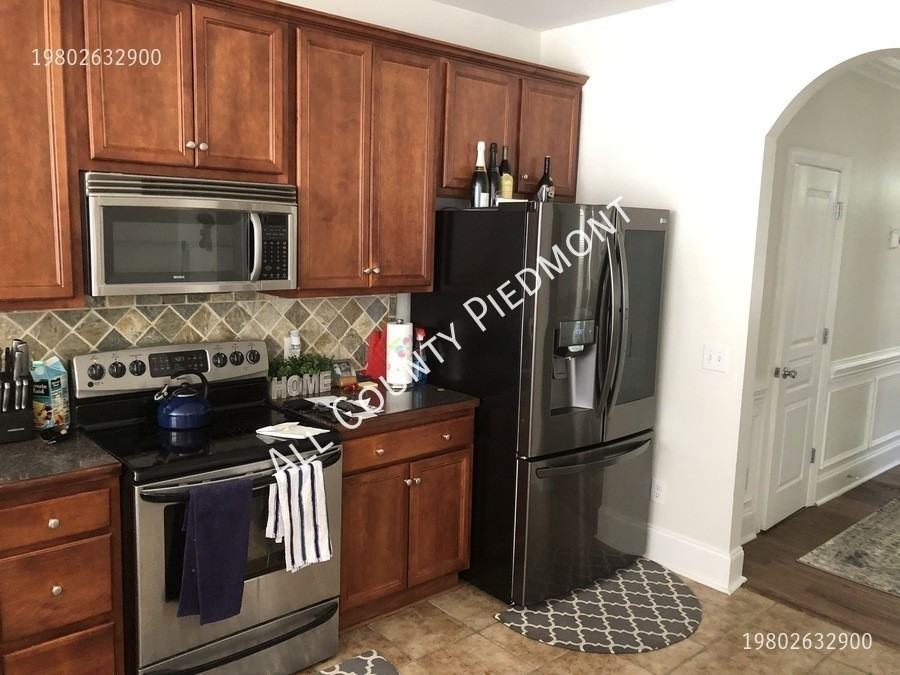 5119 Alysheba Dr - Photo 6 of 15