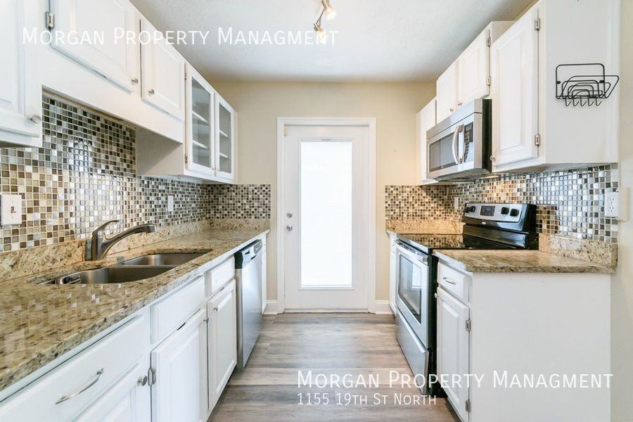 1155 19th St N - Photo 5 of 21