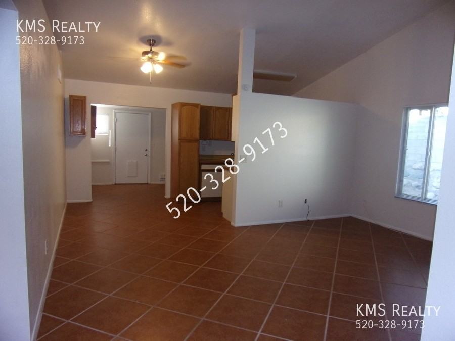 9961 E Skyward Way - Photo 3 of 32