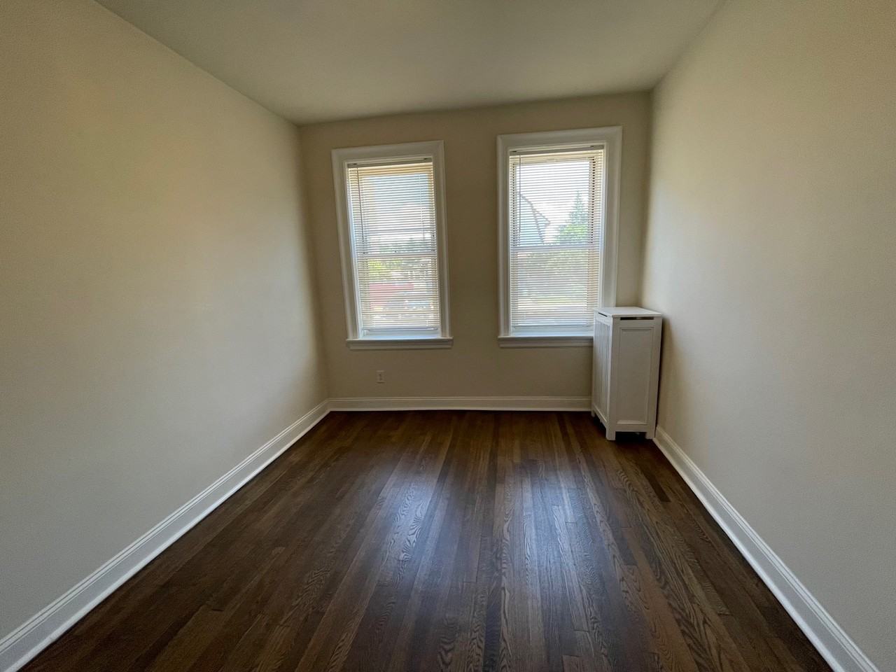 100 75th St #5 - Photo 2 of 7