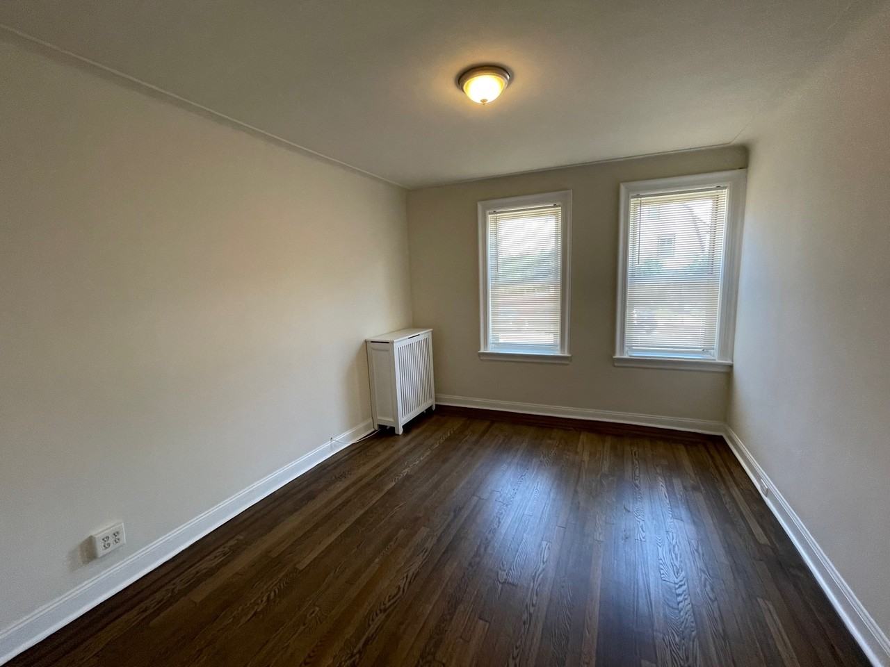 100 75th St #5 - Photo 3 of 7