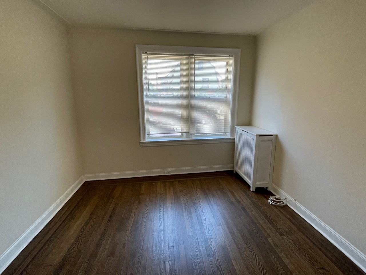 100 75th St #5 - Photo 4 of 7
