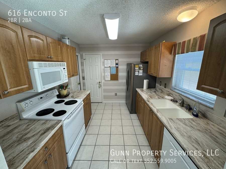 616 Enconto St - Photo 6 of 17