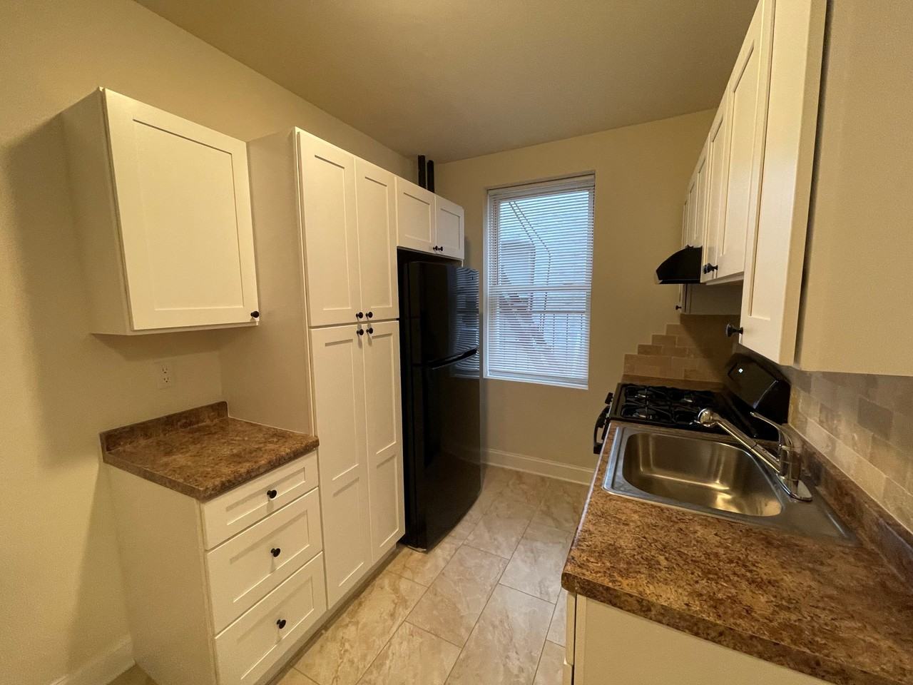 7320 Kennedy Blvd #23