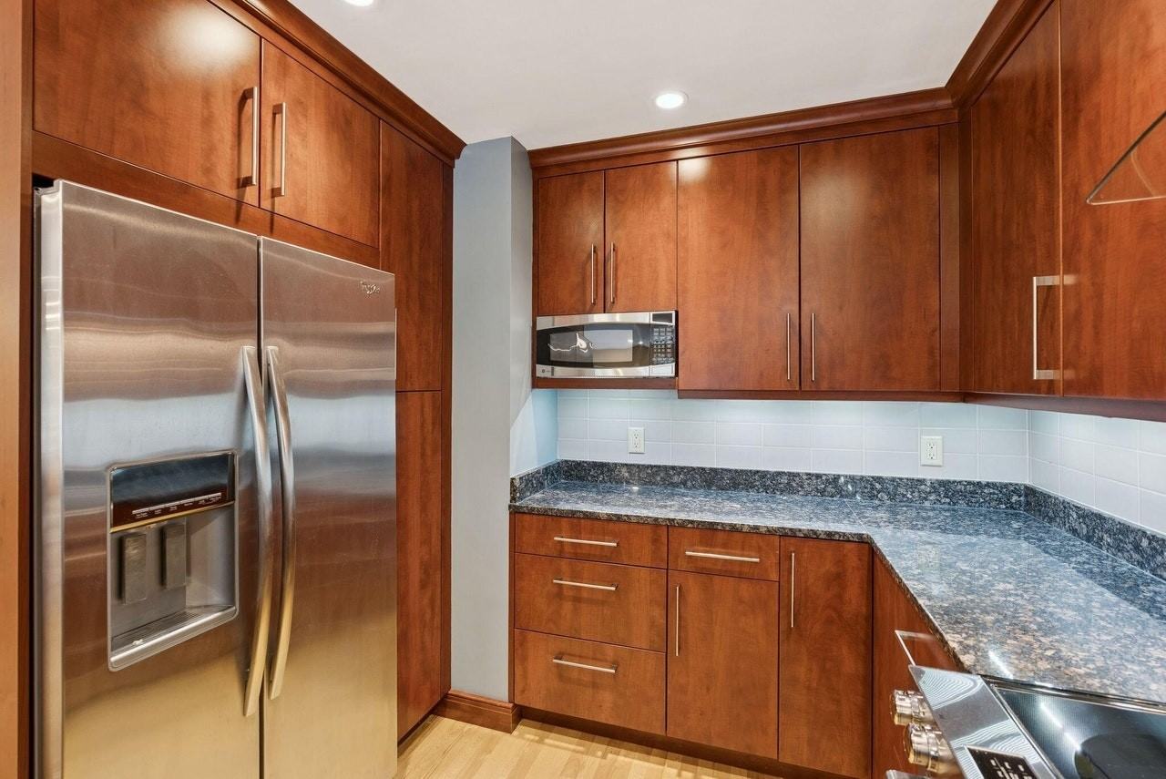 209 Vaughan Street, Unit 209 - Photo 5 of 5