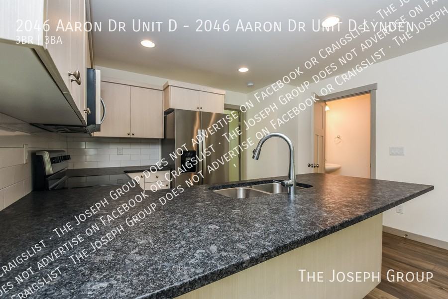 2046 Aaron Dr Unit D - Photo 5 of 23