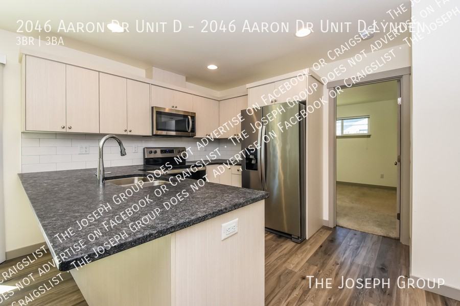 2046 Aaron Dr Unit D - Photo 6 of 23