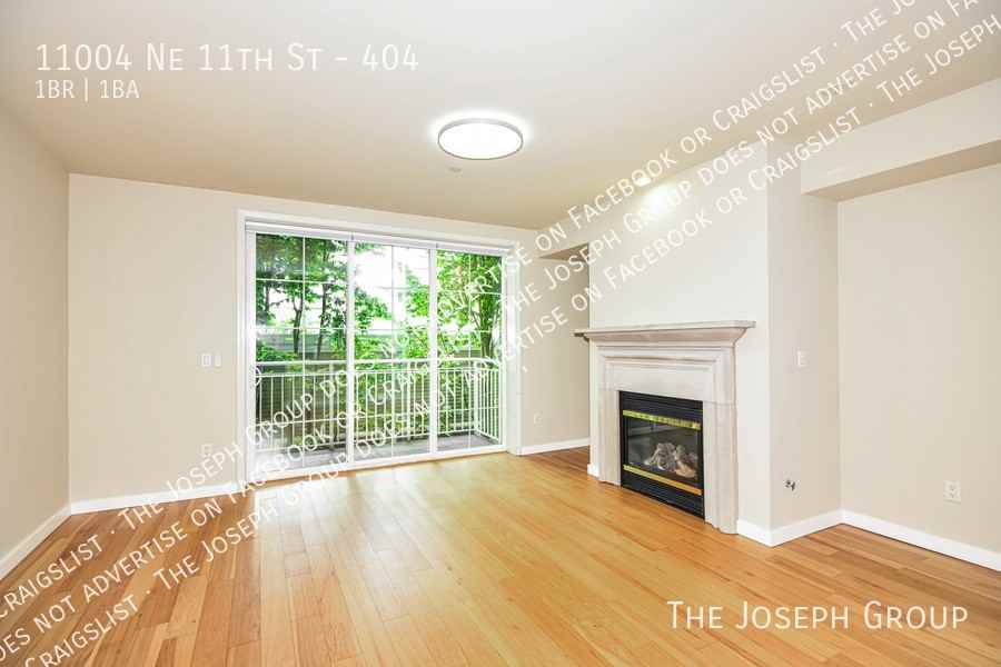 11004 Ne 11th St #404