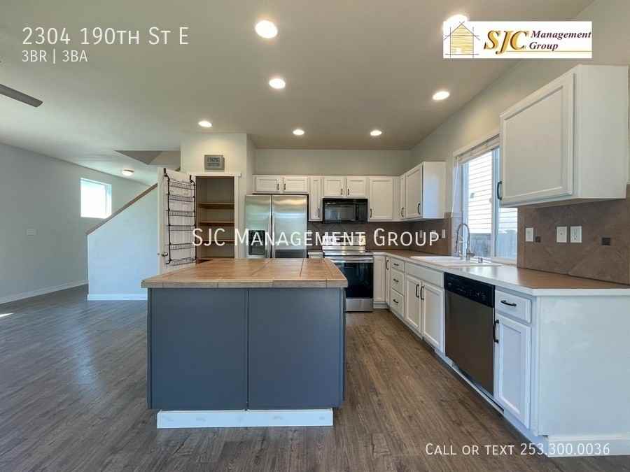 2304 190th St E - Photo 7 of 17