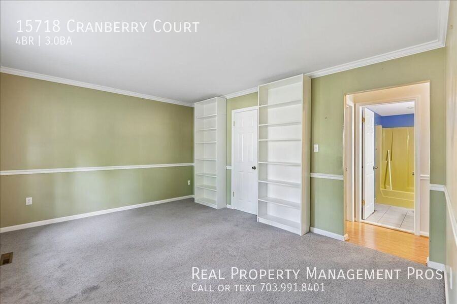 15718 Cranberry Ct - Photo 3 of 21