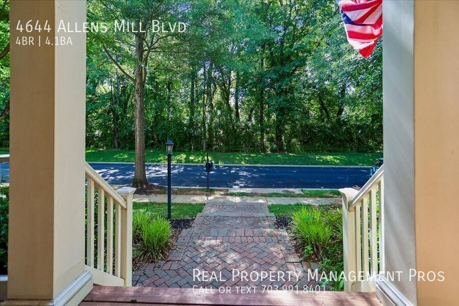 4644 Allens Mill Blvd - Photo 4 of 50