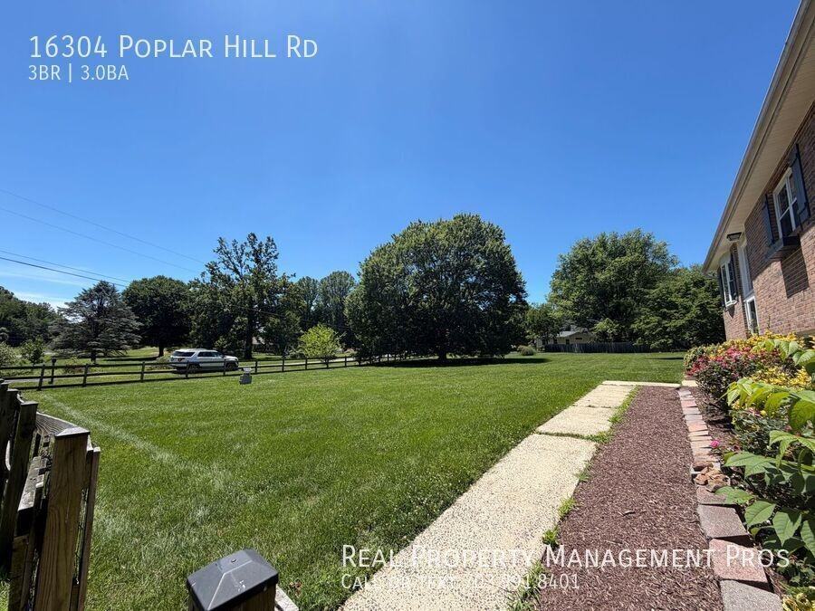 16304 Poplar Hill Rd - Photo 2 of 5