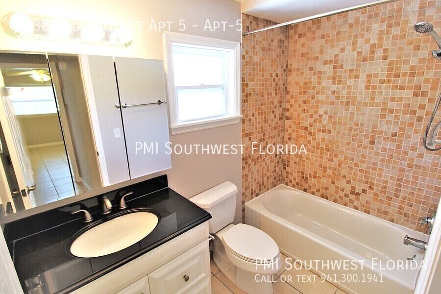 1638 Redwood St Apt 5 #5 - Photo 7 of 11