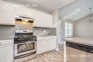 featured image of 2092 Kinnrow Ave Nw