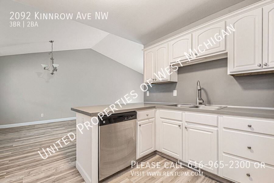 2092 Kinnrow Ave Nw - Photo 3 of 20