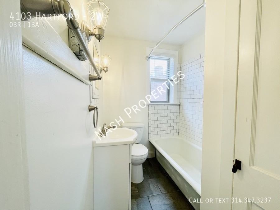 4103 Hartford St #2W - Photo 5 of 6
