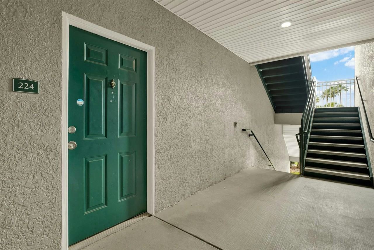 18001 Richmond Place Drive, Unit 224 - Photo 2 of 30