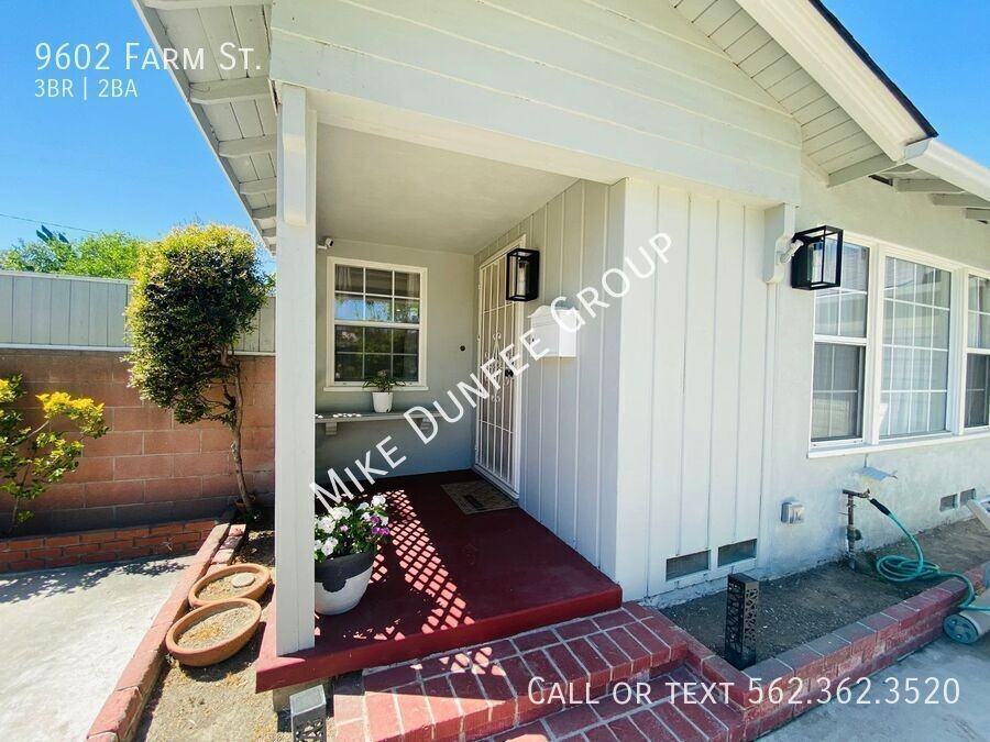 9602 Farm St - Photo 2 of 37
