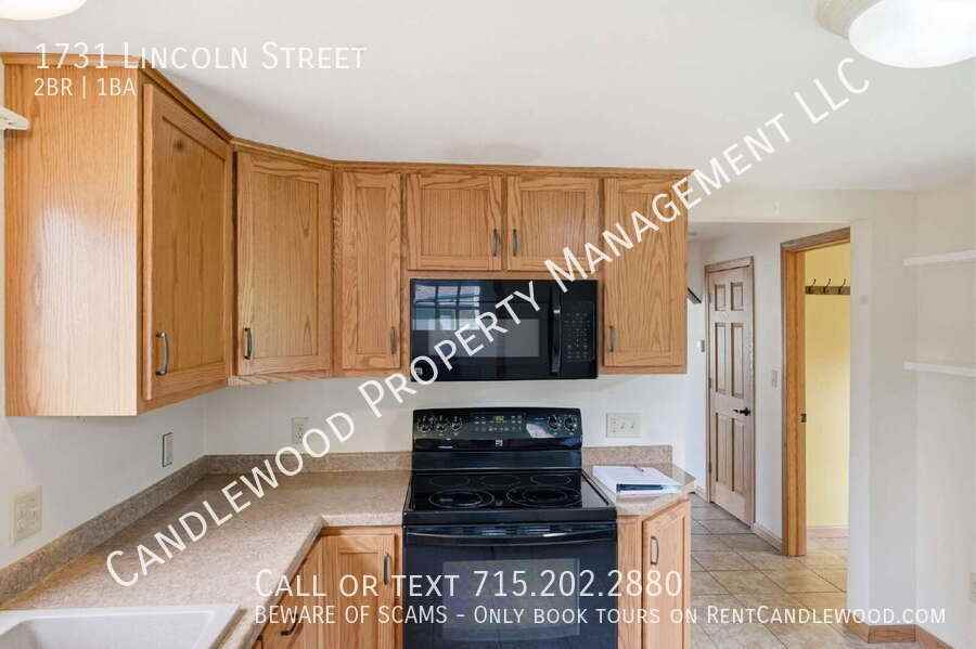 1731 Lincoln St - Photo 6 of 16