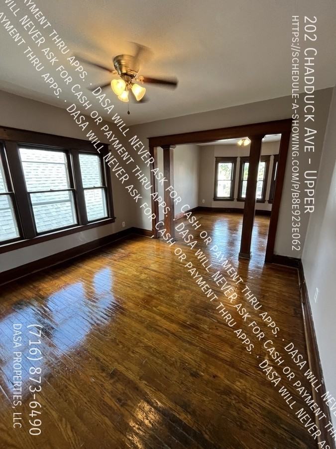 202 Chadduck Ave - Photo 3 of 12