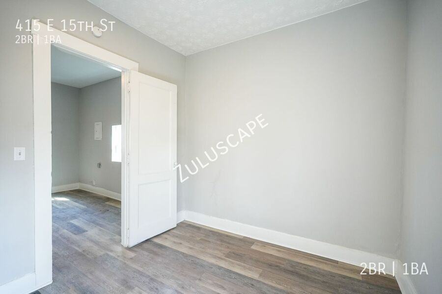 415 E 15th St - Photo 7 of 17