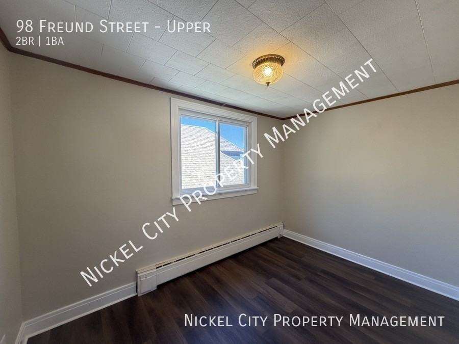 98 Freund St - Photo 7 of 13