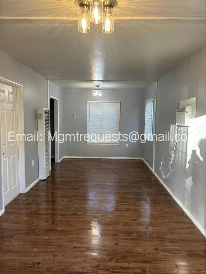 320 East 11th Street, Unit 320 E 11th 1/2 - Photo 3 of 15