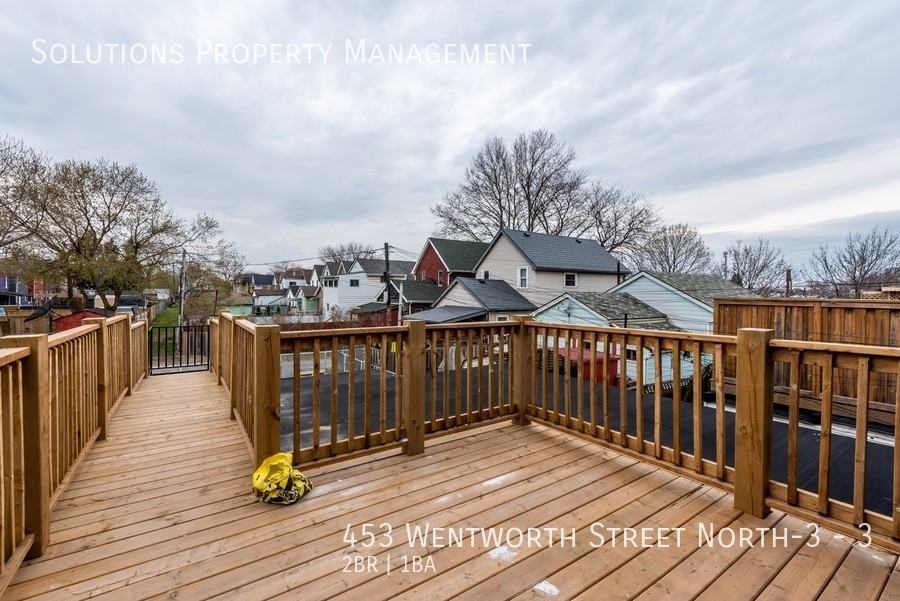 453 Wentworth St N #3 - Photo 2 of 24
