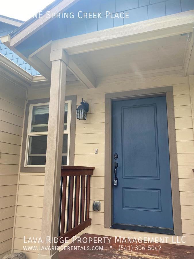 3231 Ne Spring Creek Pl - Photo 4 of 19