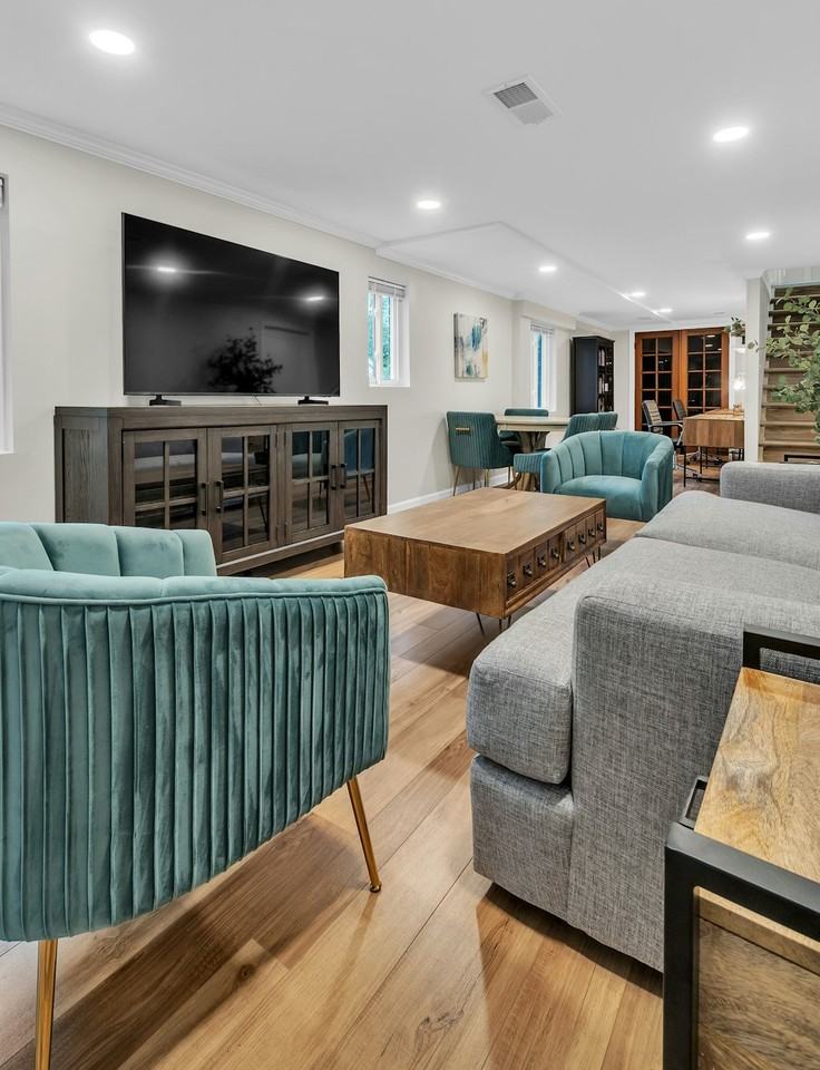 415 Barber Avenue - Photo 3 of 16