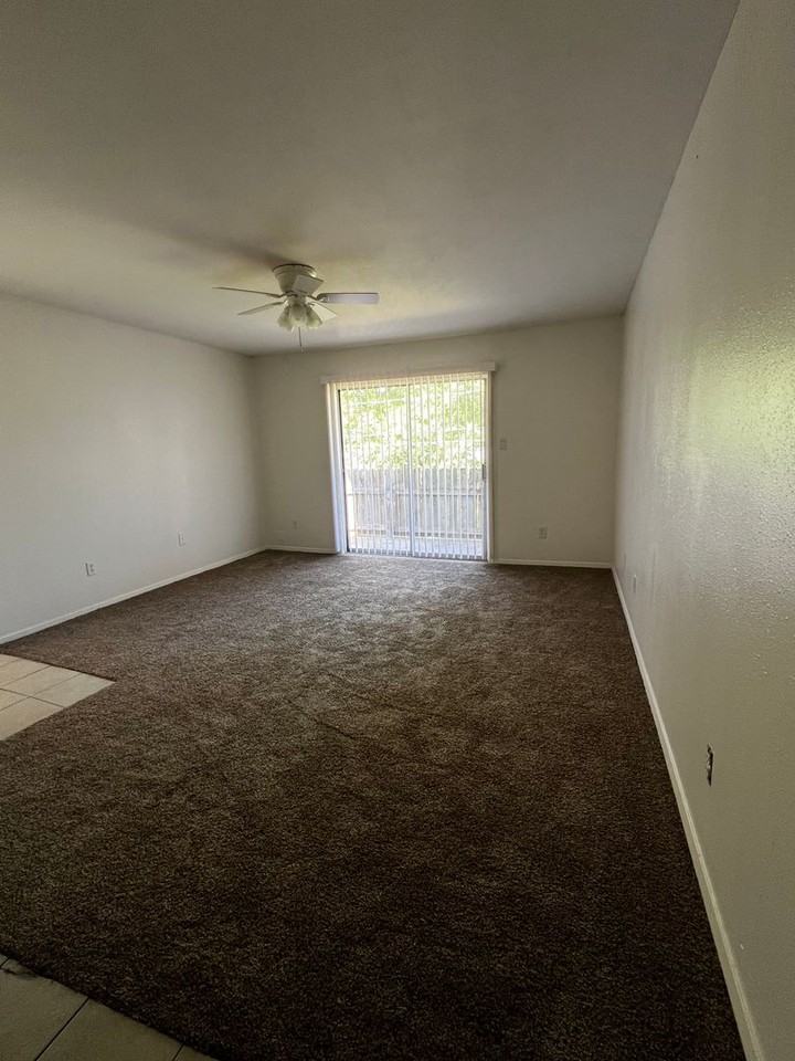 Thompson Square Apts., LLC - Photo 7 of 8