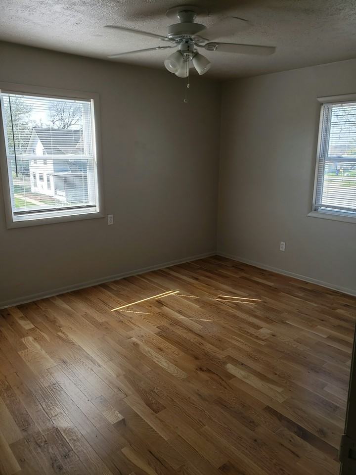 518 Baker Street, Unit 8 - Photo 4 of 6